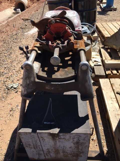 Ridgid pipe Threader - MISCELLANEOUS