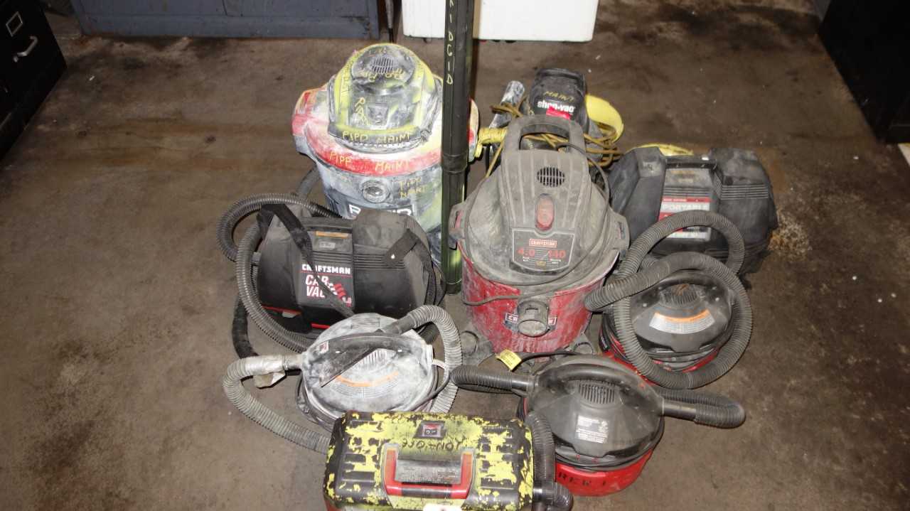ASSORTED LOT OF SHOP VACS - DUST COLLECTOR