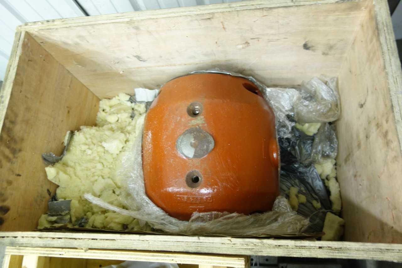 PALLET OF ASSORTED BEARING HOUSINGS - BEARINGS
