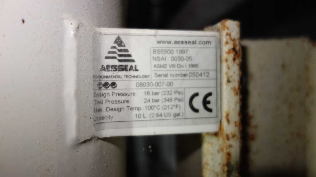 LOT OF 4 AESSEAL SSE10 VESSELS 10L - INDUSTRIAL PARTS