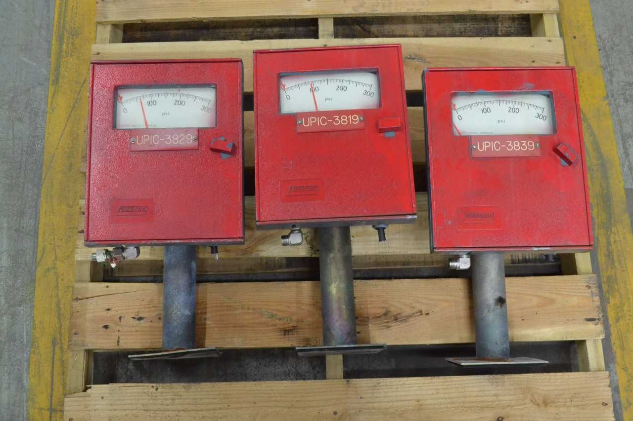 3 FOXBORO 43EP-F72SIF700A 0-300PSI ELECTRIC CONTROLLER (BRAMPTON) - MISCELLANEOUS