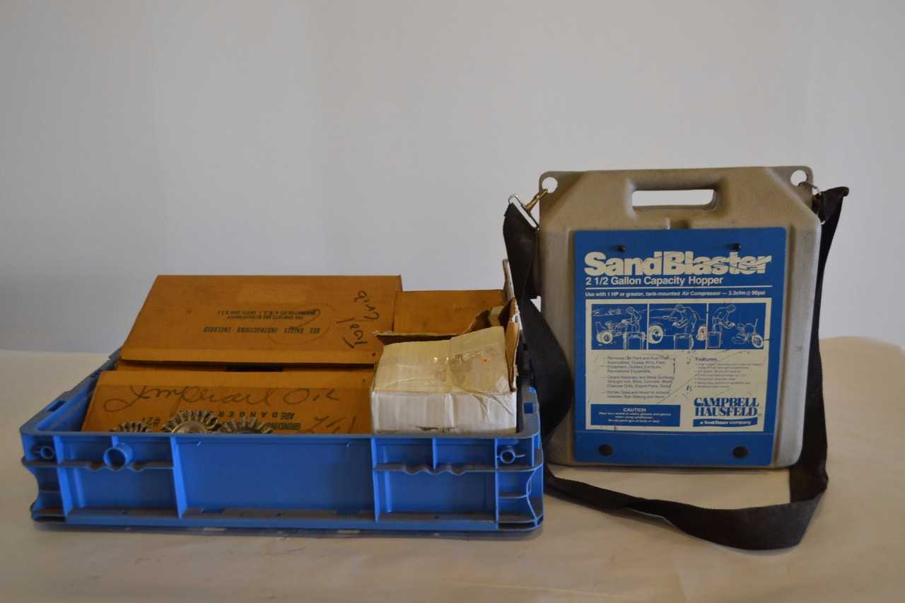 LOT OF ASSORTED ABRASIVES - MISCELLANEOUS