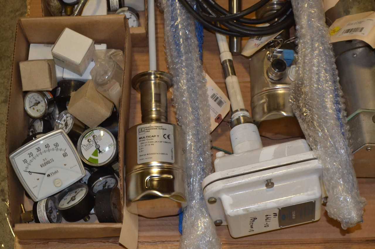 2 PALLETS OF ASSORTED INSTRUMENTATION - MISCELLANEOUS