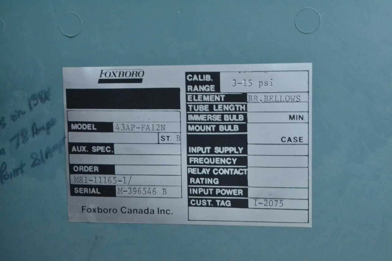 3 ASSORTED FOXBORO 43AP-FA12N PNEUMATIC CONTROLLER (BRAMPTON) - MISCELLANEOUS