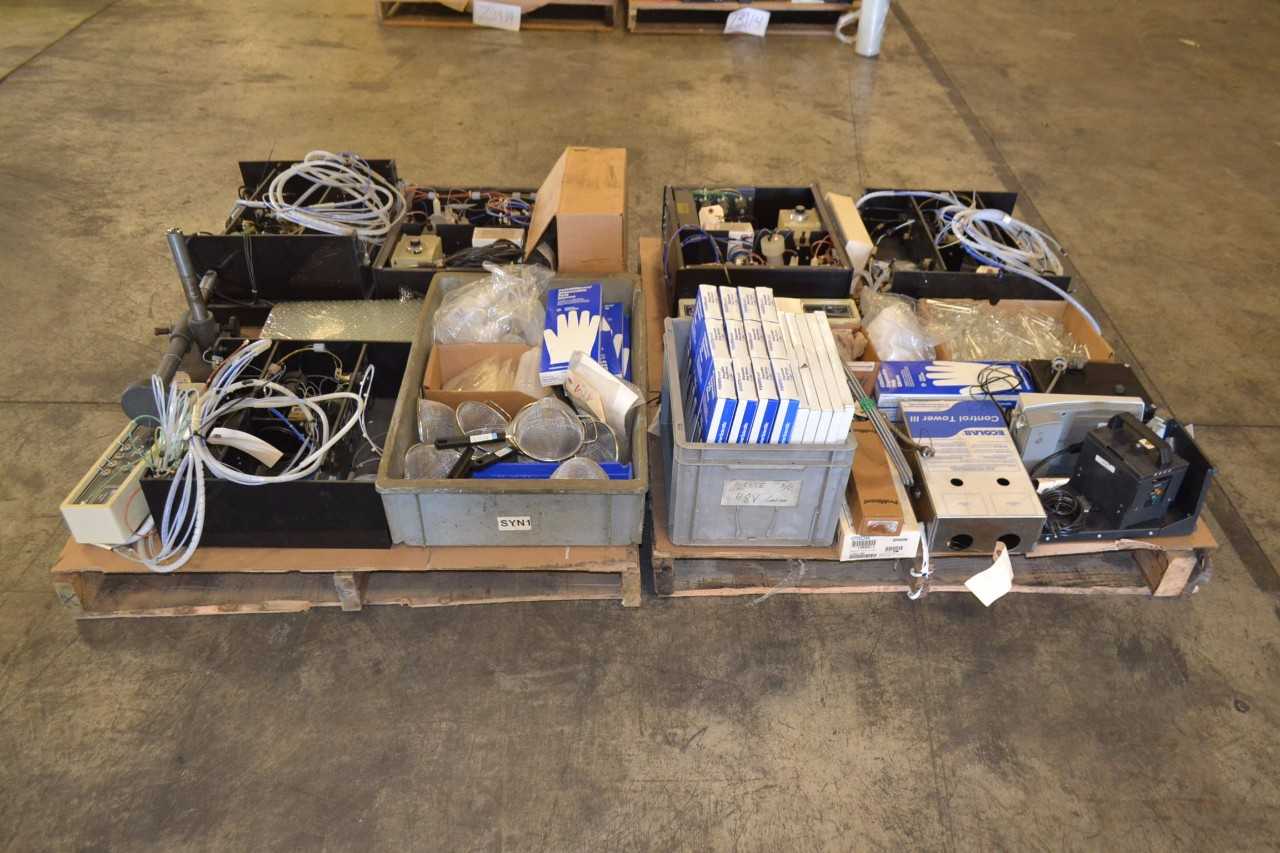 2 PALLETS OF ASSORTED LAB EQUIPMENT - MISCELLANEOUS