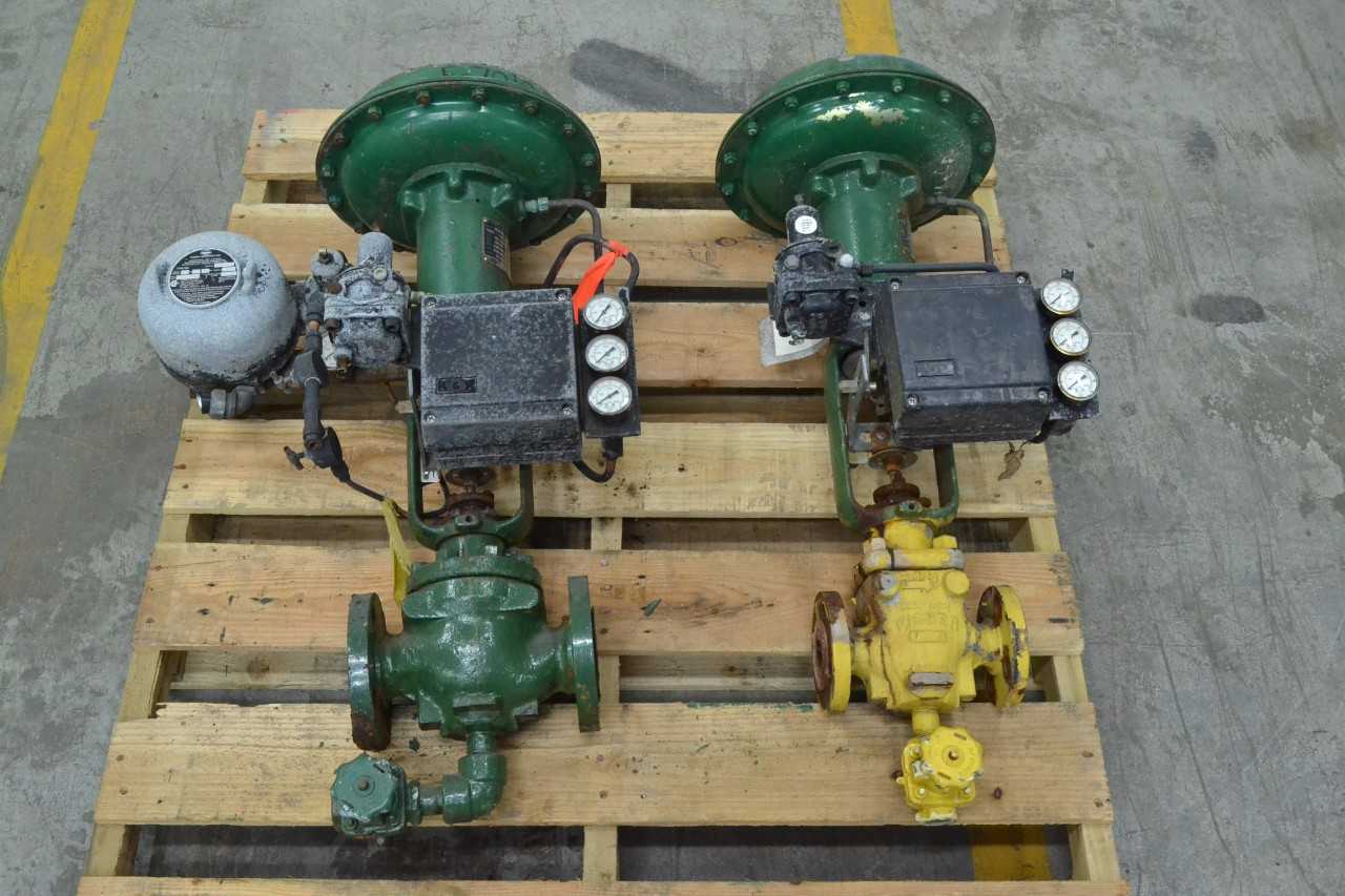 2 FISHER ASSORTED 667-ES 667-ED IRON CONTROL VALVE (BRAMPTON) - MISCELLANEOUS