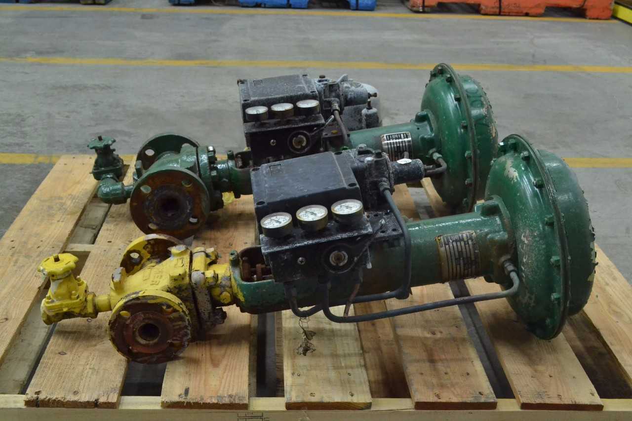 2 FISHER ASSORTED 667-ES 667-ED IRON CONTROL VALVE (BRAMPTON) - MISCELLANEOUS