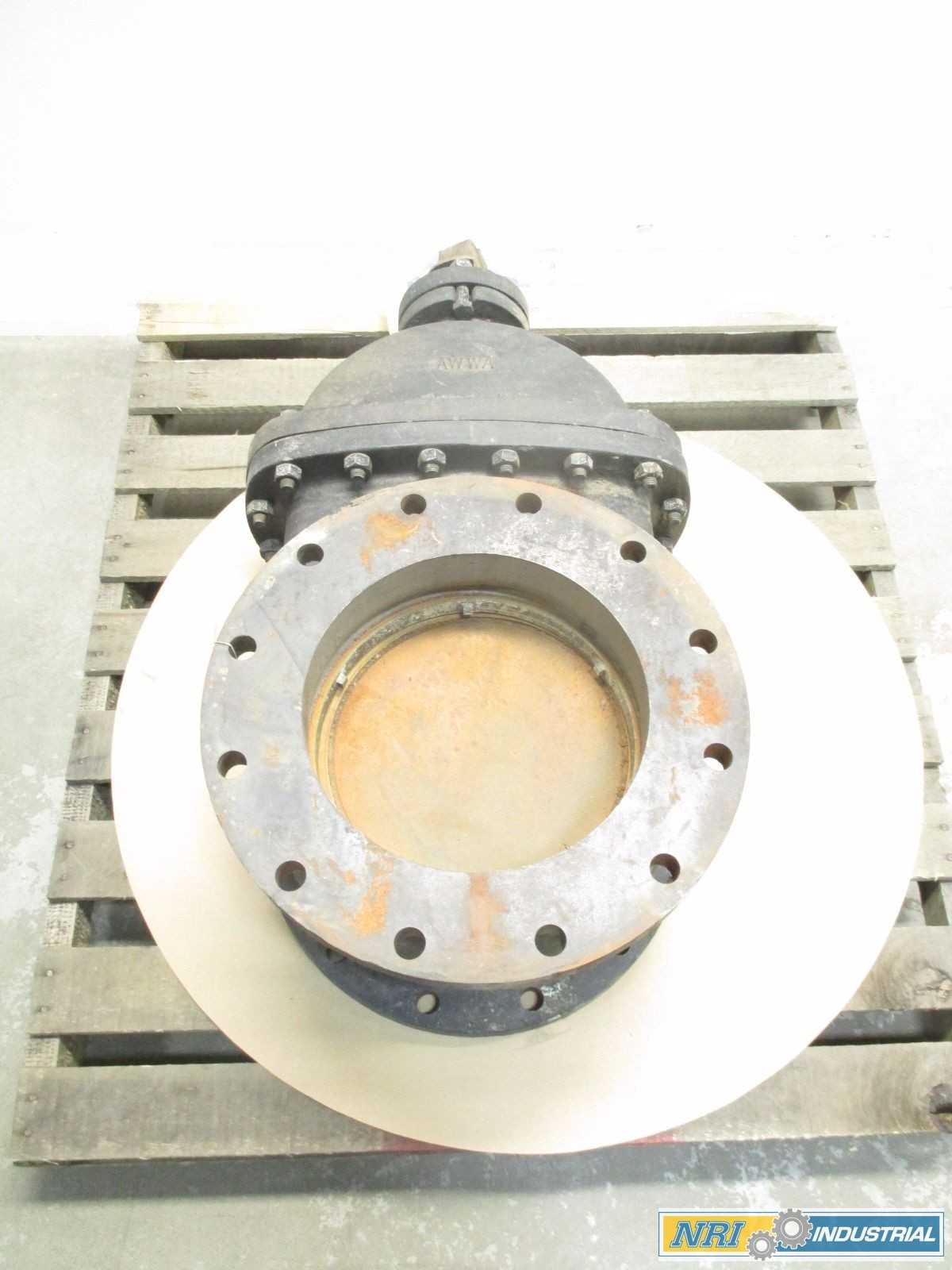 KENNEDY 12 IN IRON FLANGED WEDGE GATE VALVE - MISCELLANEOUS