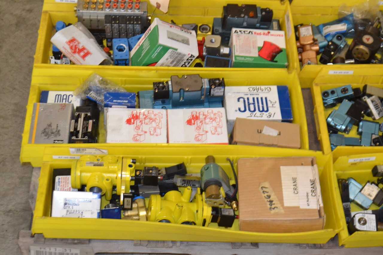 2 PALLETS OF ASSORTED PNEUMATIC VALVES AND VALVE PARTS - MISCELLANEOUS