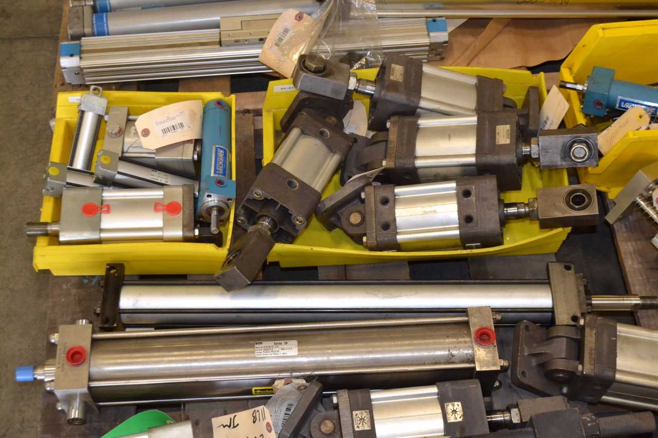 2 PALLETS OF ASSORTED PNEUMATIC CYLINDERS, FESTO - MISCELLANEOUS