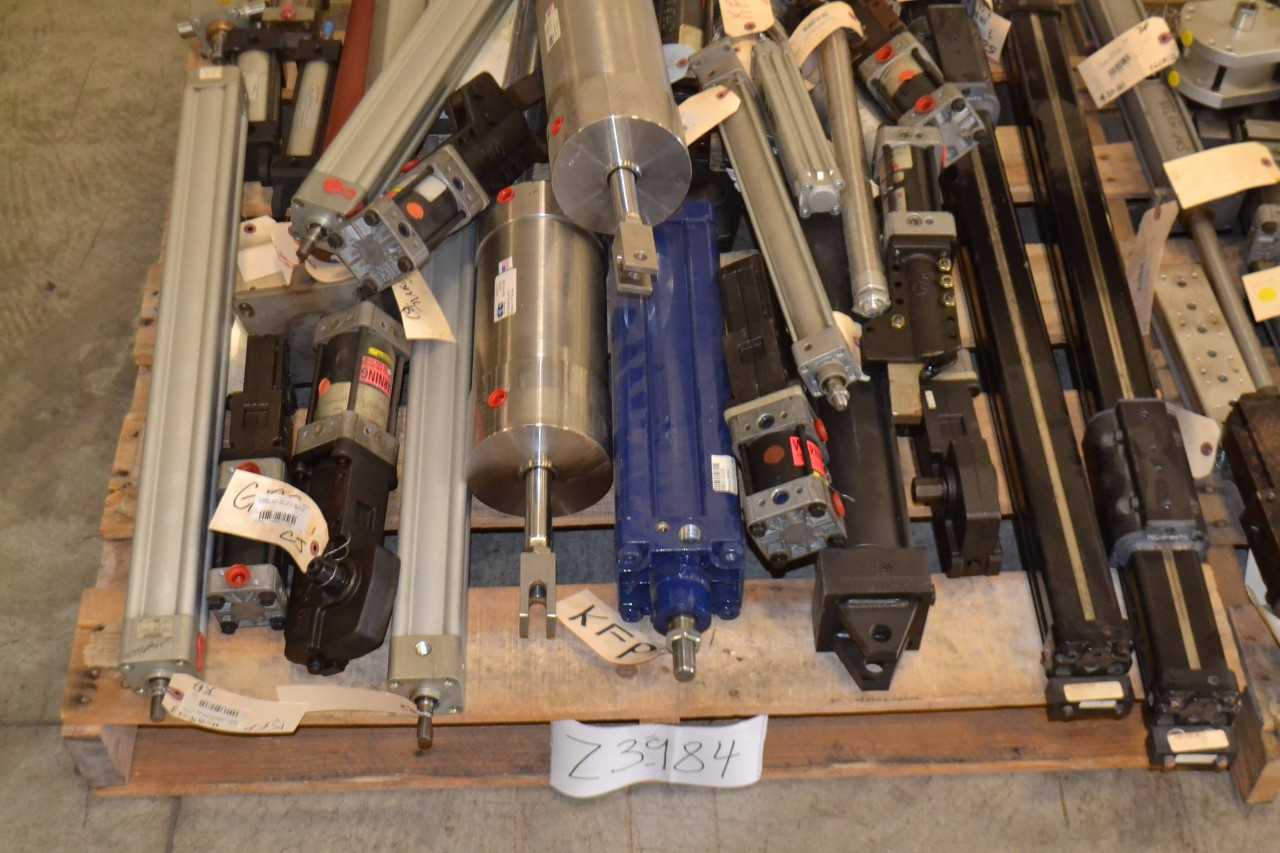 2 PALLETS OF ASSORTED PNEUMATIC CYLINDERS, FESTO - MISCELLANEOUS