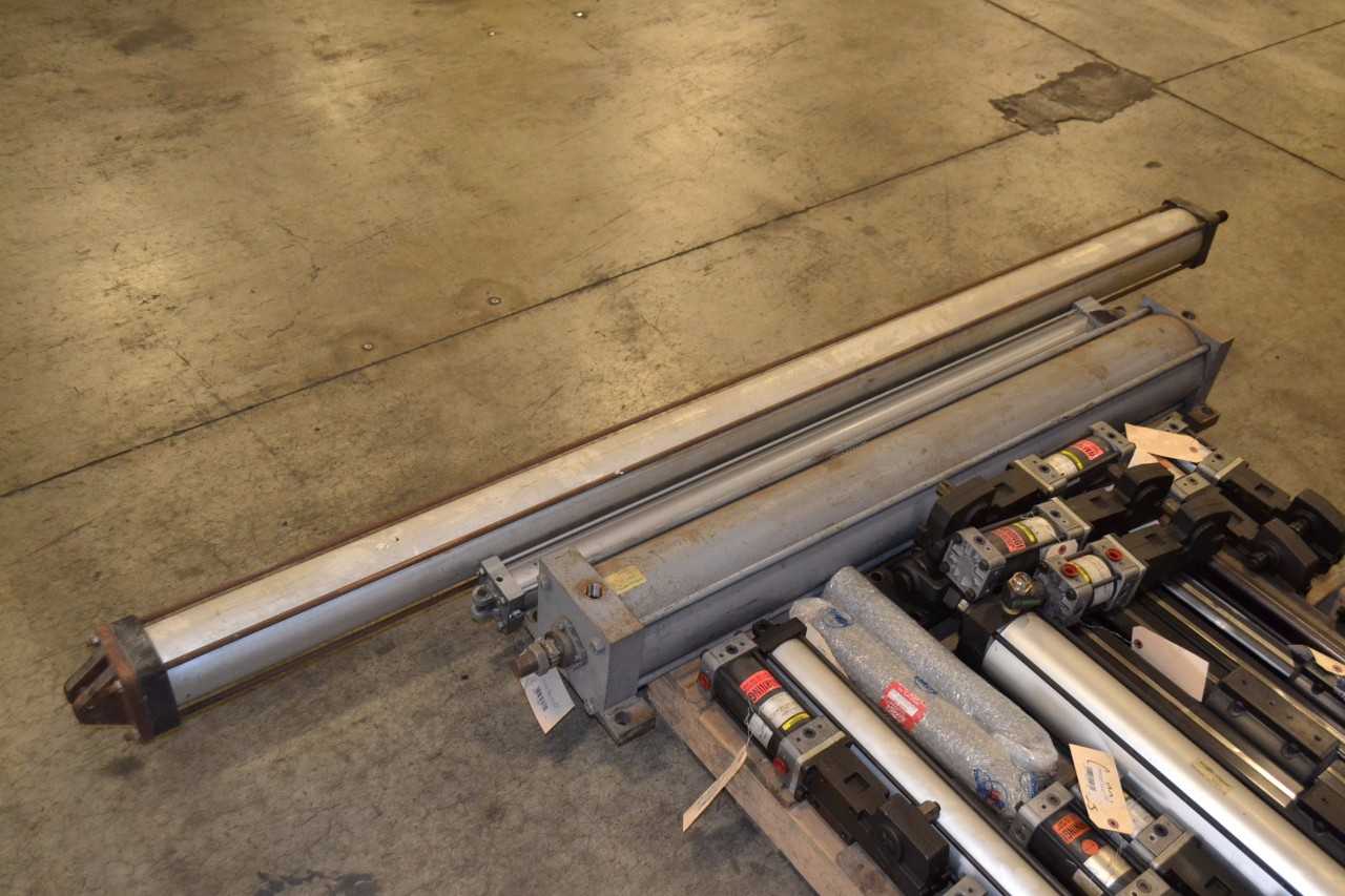 2 PALLETS OF ASSORTED PNEUMATIC CYLINDERS, PARKER - MISCELLANEOUS