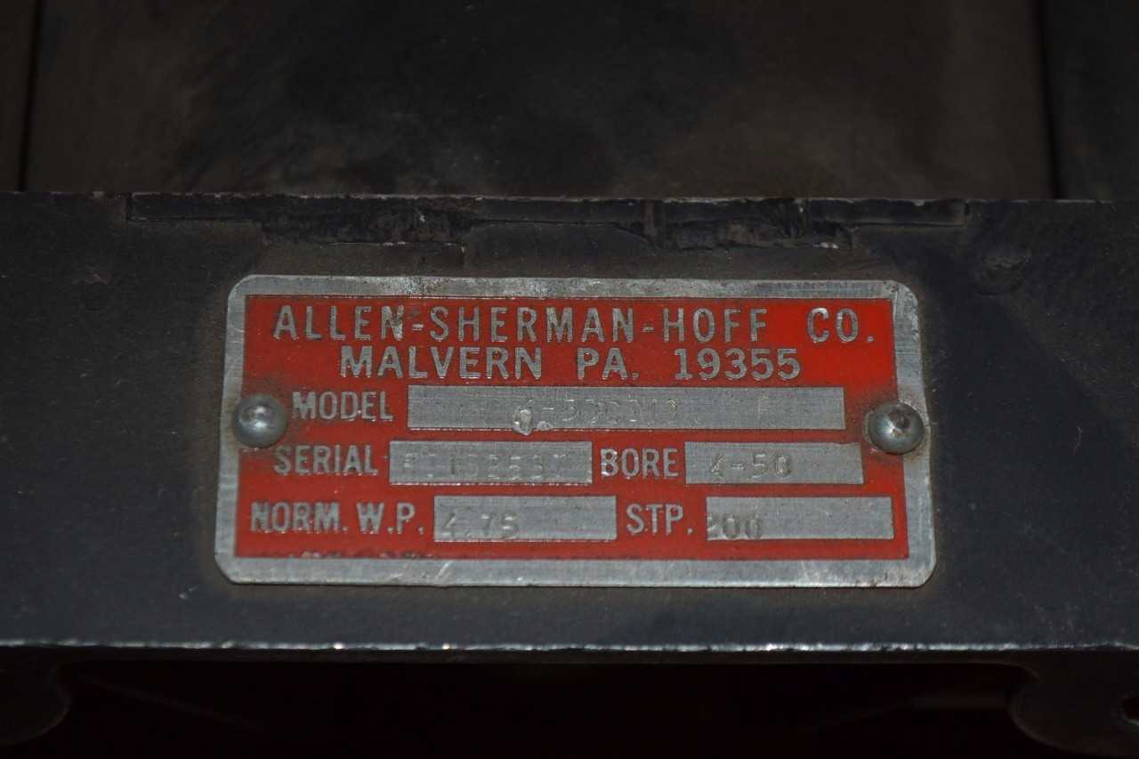 2 PALLETS OF ASSORTED PNEUMATIC CYLINDERS - MISCELLANEOUS