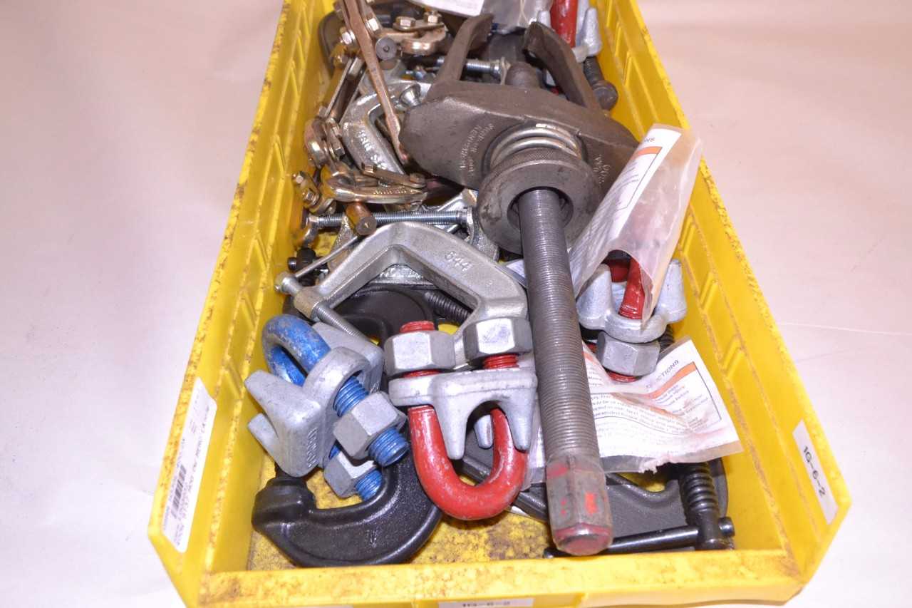 LOT OF ASSORTED CLAMPS - MISCELLANEOUS