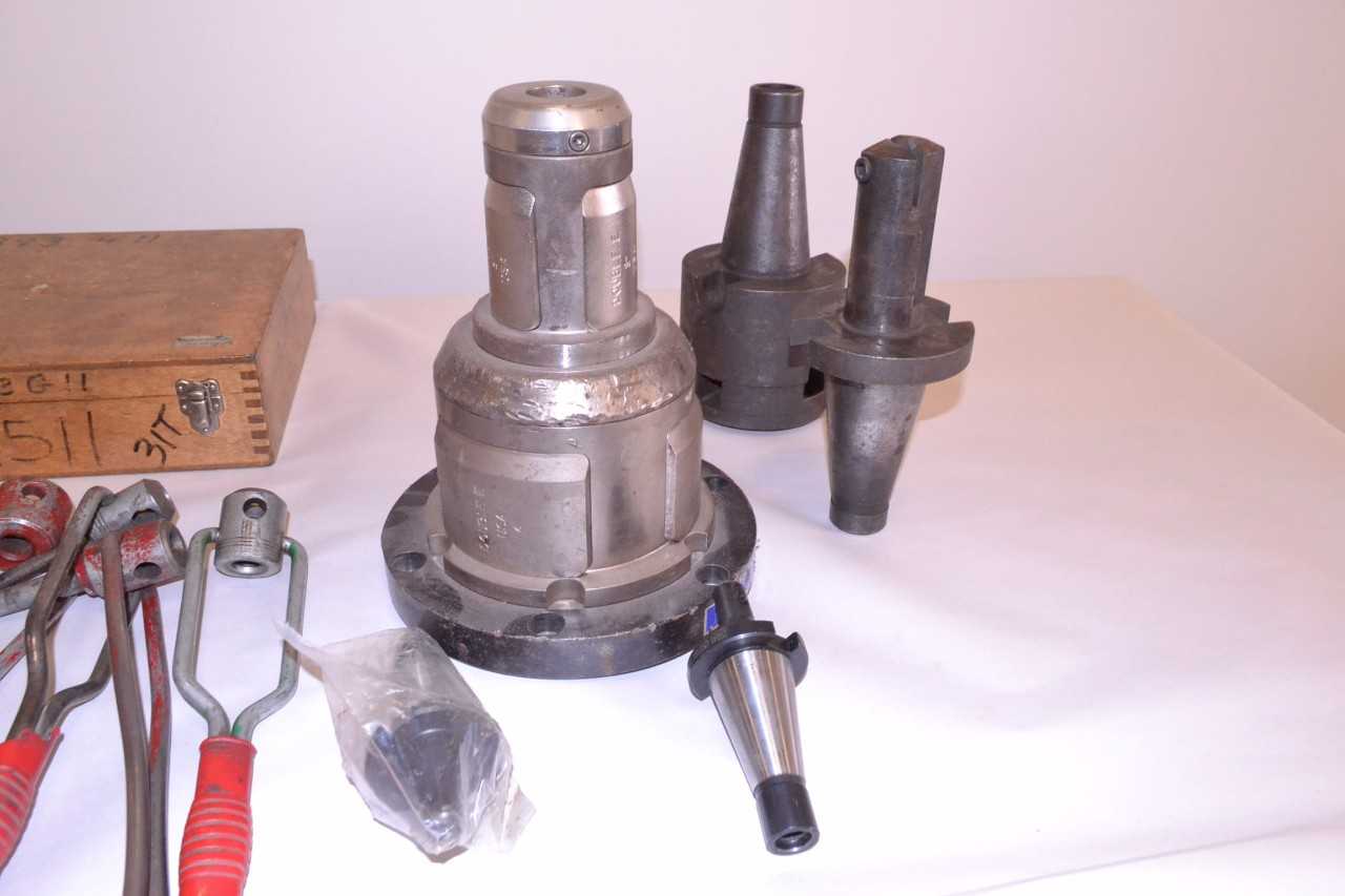 LOT OF ASSORTED TOOL HOLDERS - MISCELLANEOUS