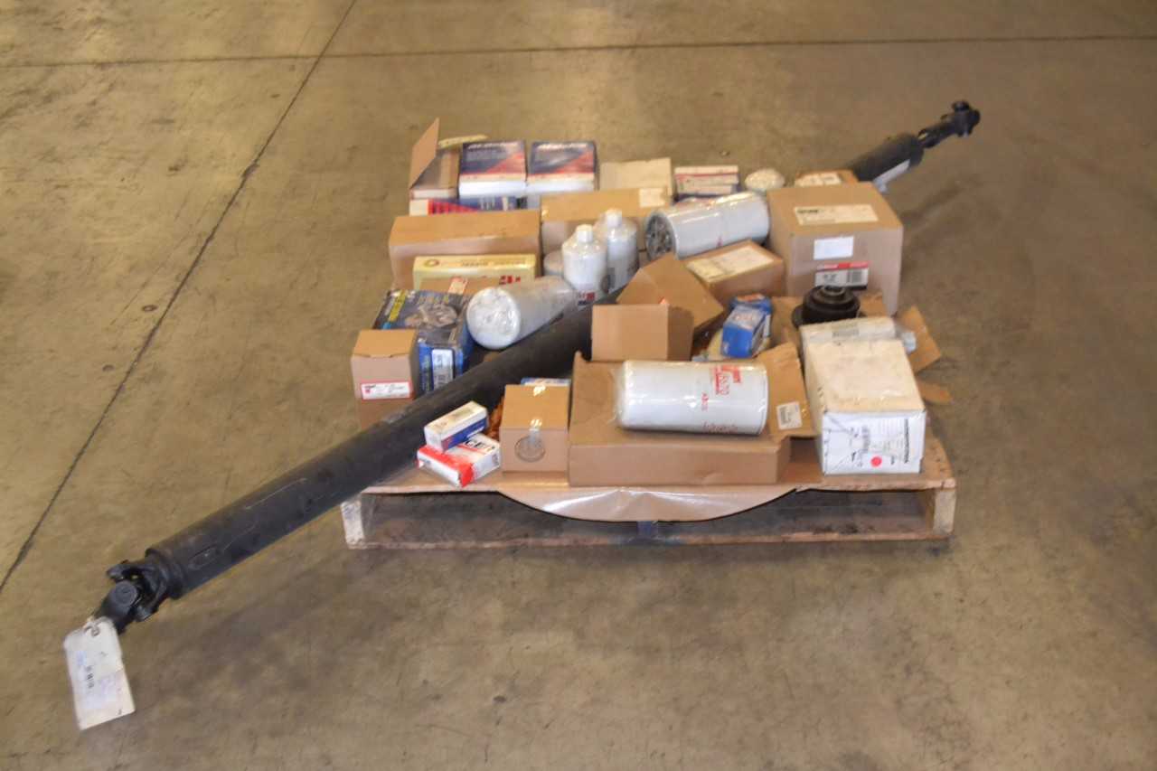 1 PALLET OF ASSORTED AUTOMOTIVE PARTS - MISCELLANEOUS
