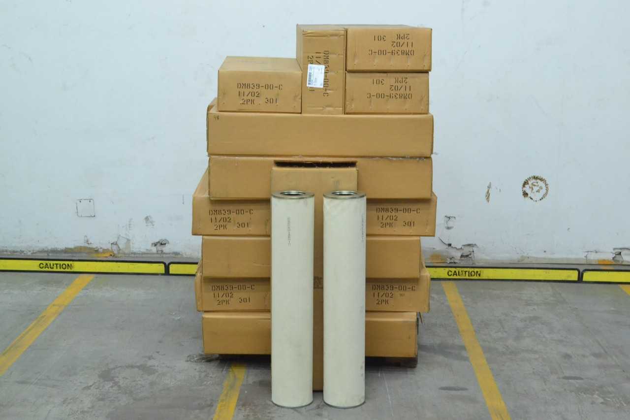 1 PALLET OF NEW HILLIARD HILCO DM839-00-C HYDRAULIC FILTERS (BRAMPTON) - MISCELLANEOUS