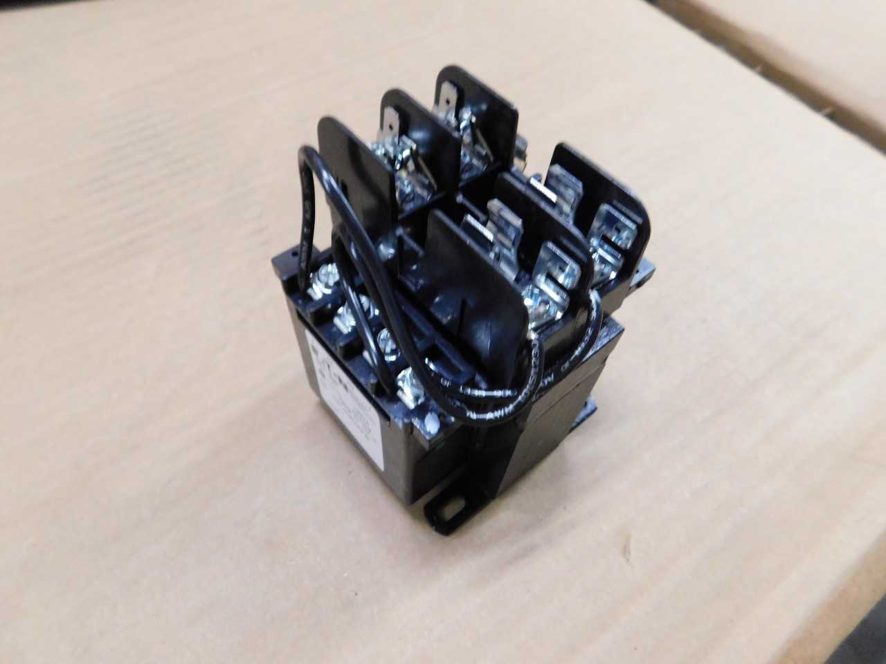 Lot of 60 C0100E2AFB Transformer - CONTROL TRANSFORMERS