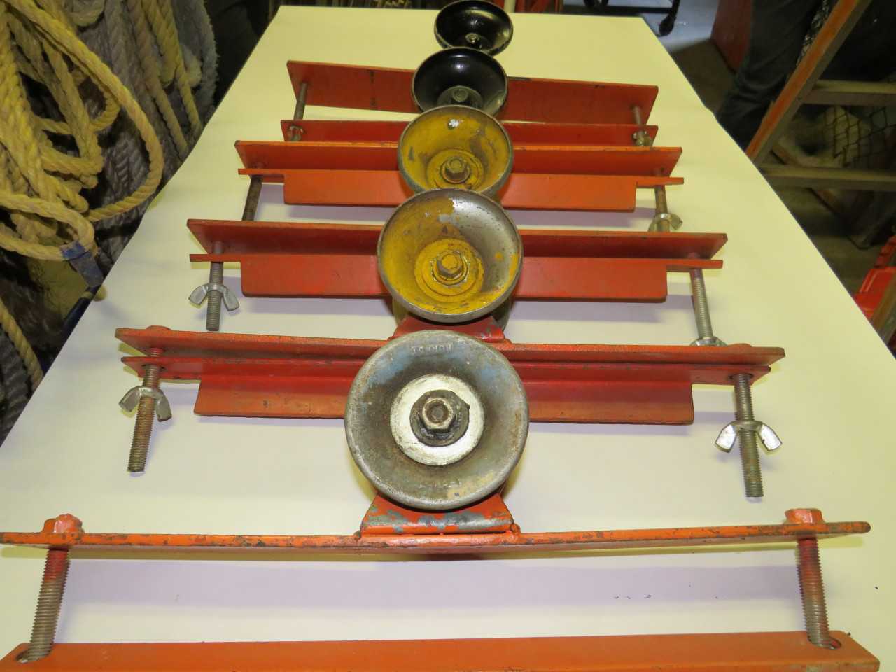 LOT OF 5 4" FIXED CABLE TRAY ROLLER - TRAILER MOUNTED EQUIPMENT