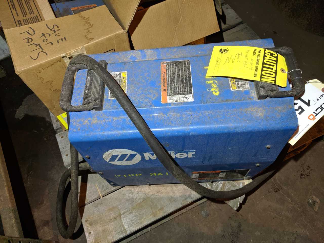 MILLER XMT 304 CC/CV WELDER AND 2X 22A WIRE FEEDERS - WELDING EQUIPMENT