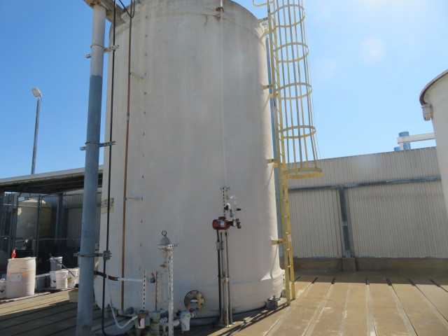 Fiberglass Water Tank, Approx. 20,000 gallon Capacity. - MISCELLANEOUS