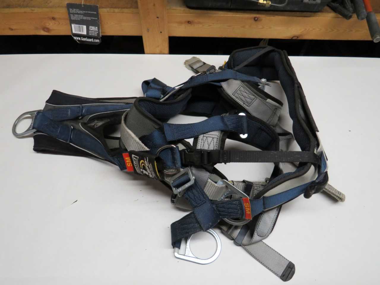 SMALL SALA EXOFIT MODEL 1108650C TOWER HARNESS - SAFETY EQUIPMENT