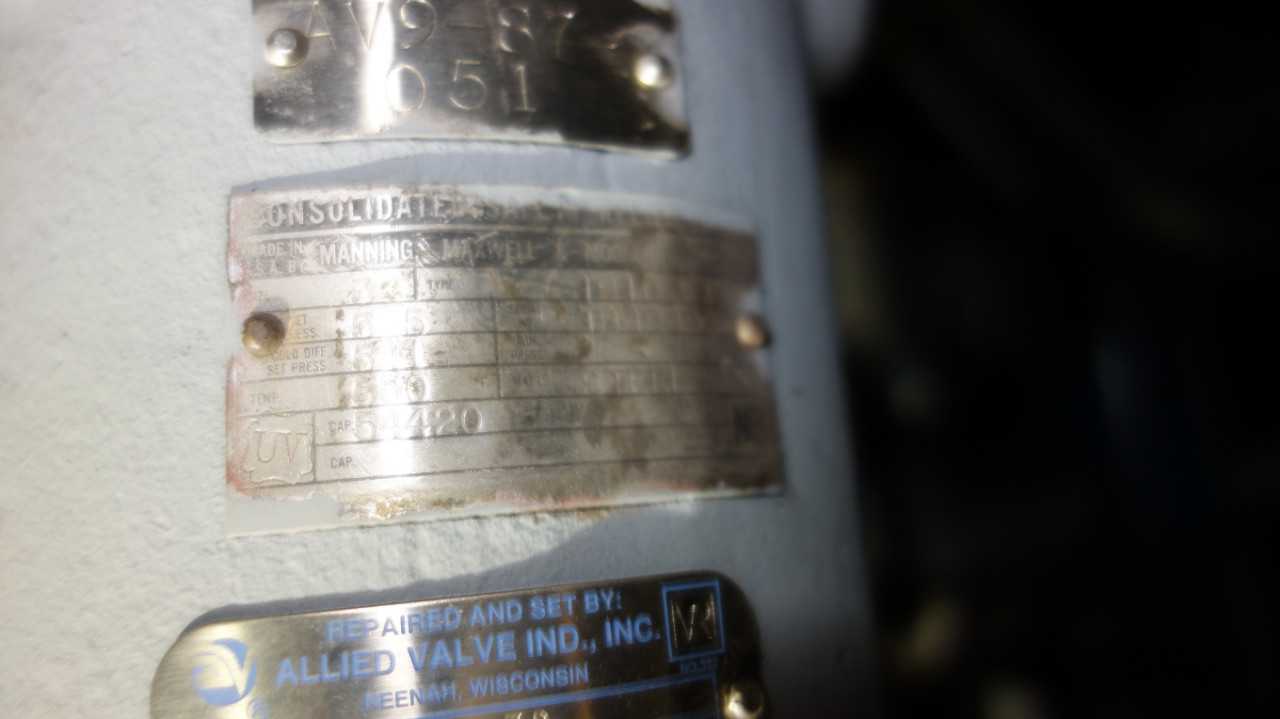 LOT OF 2 CONSOLIDATED RELIEF VALVES 3IN - RELIEF VALVE