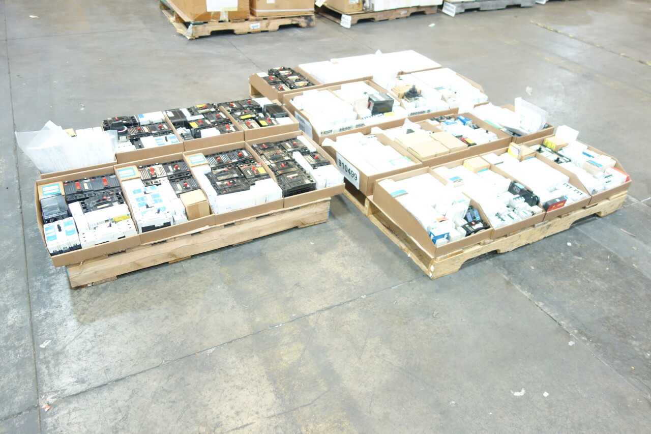 3 PALLETS OF ASSORTED CIRCUIT BREAKERS - CIRCUIT BREAKERS
