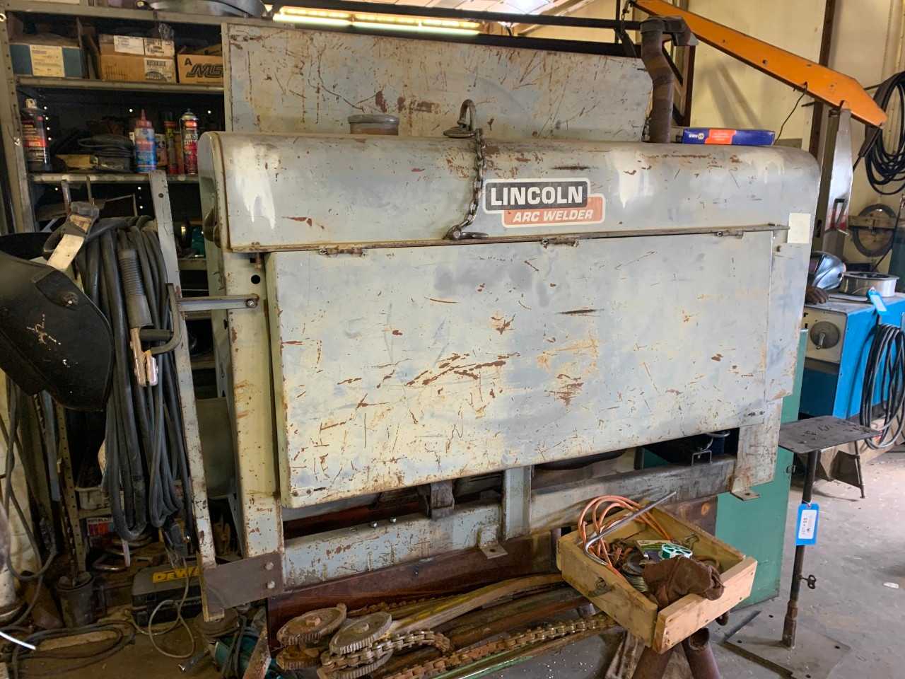 Lincoln SA-200 Generator Arc Welder - WELDING EQUIPMENT