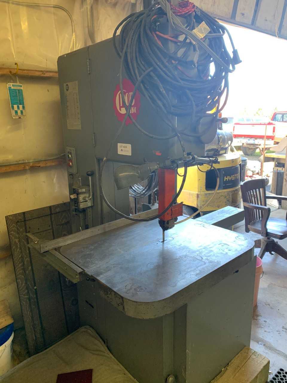 1974 Grob 4V-18 Vertical Band Saw - METAL SAWS 1974 Grob 4V-18 Vertical Band Saw - METAL SAWS