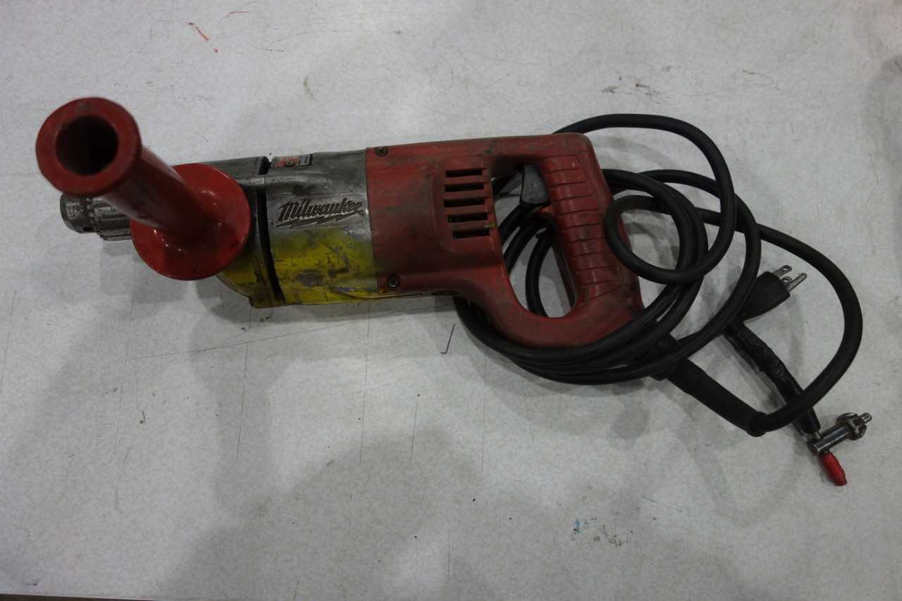 Lot of 3 Milwaukee heavy duty 9" sanders 6066 6106 120V-AC and heavy duty 1/2" drill 1107-1 - ELECTRIC POWER TOOLS