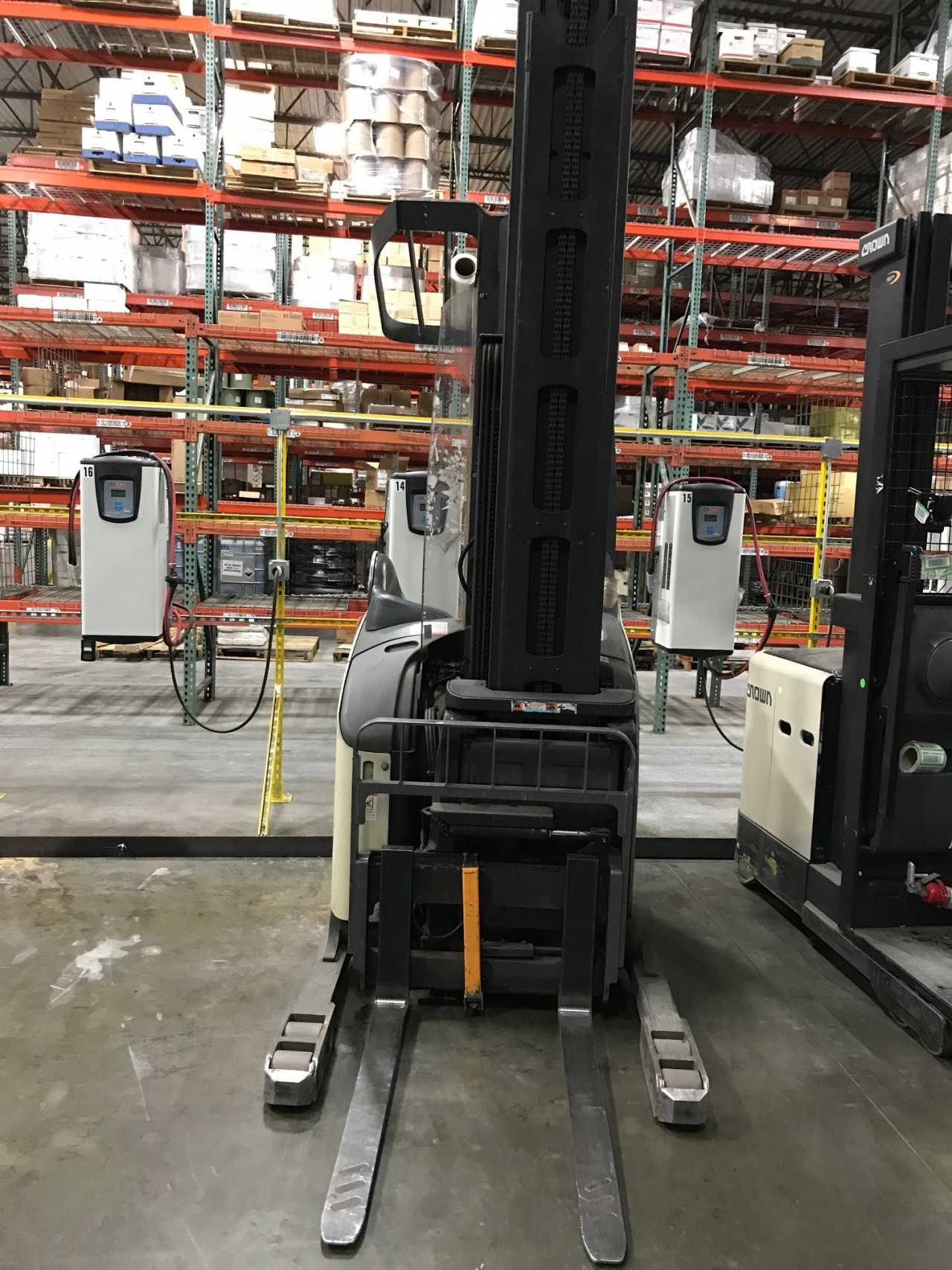 2012 Crown RM6025-45 reach truck, Norcross (Atlanta), GA - REACH TRUCKS