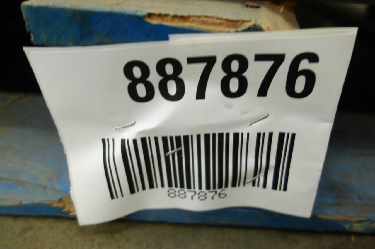 2 PALLETS OF ASSORTED PPE - HAND TOOLS