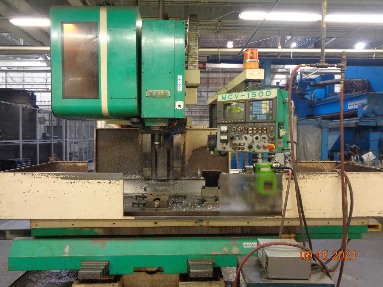 Dahlih Model DL-MCV1500 Machining Center - CNC MACHINING CENTERS