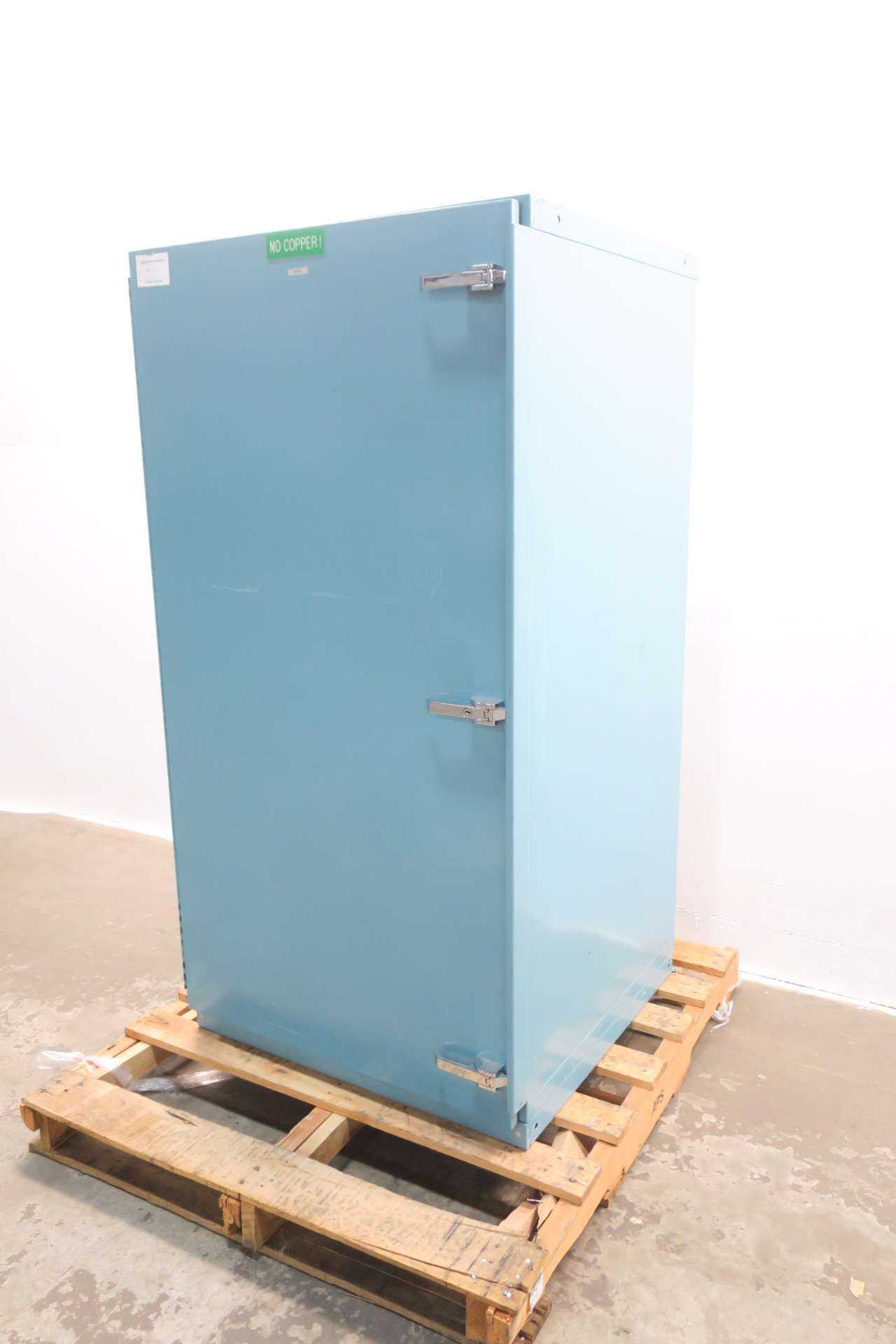 STORAGE CABINET 20IN X 30IN X 55IN - TOOL STORAGE