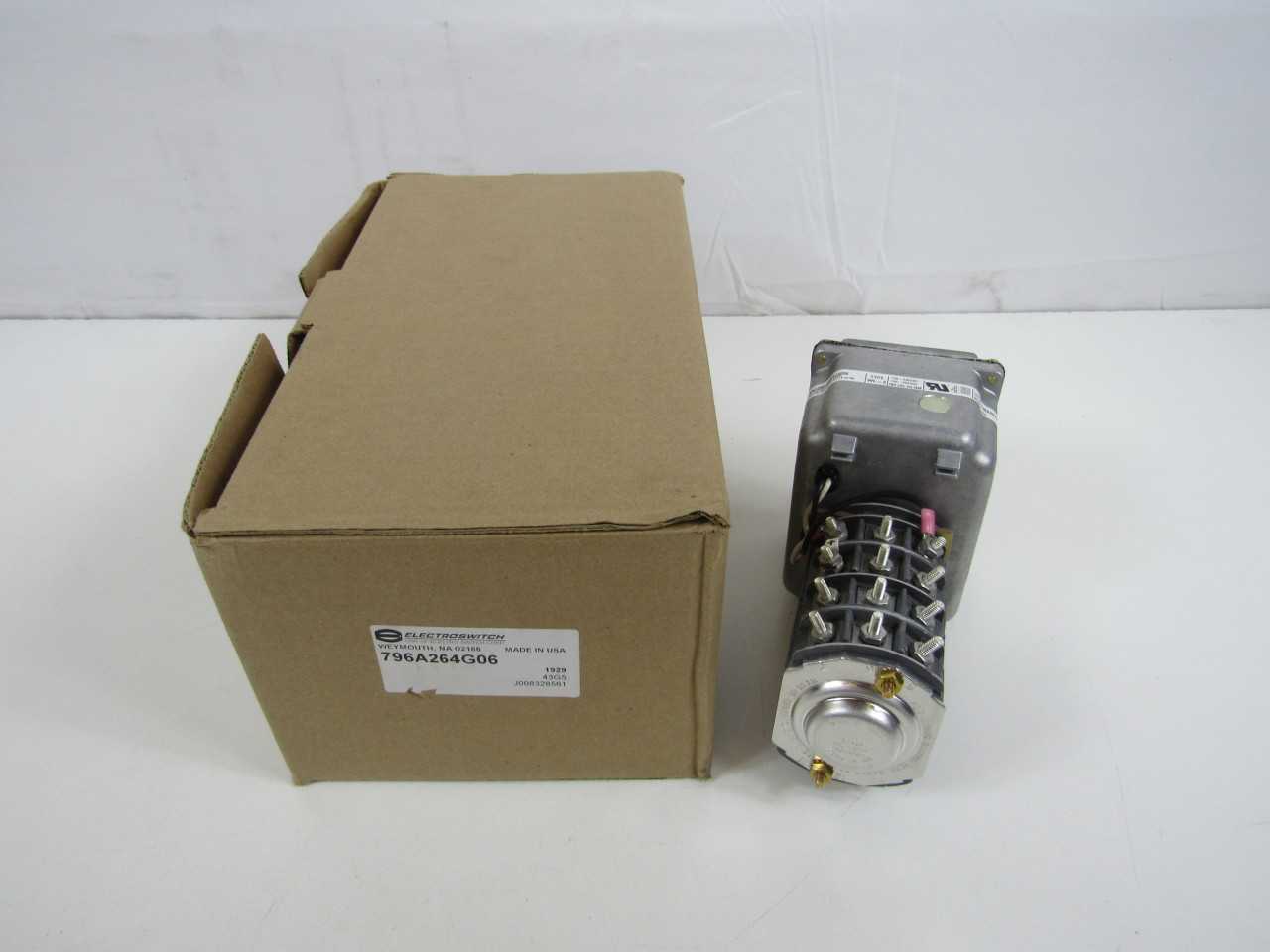 Quantity of 2x 796A264G06 Relays - ELECTRICAL COMPONENTS
