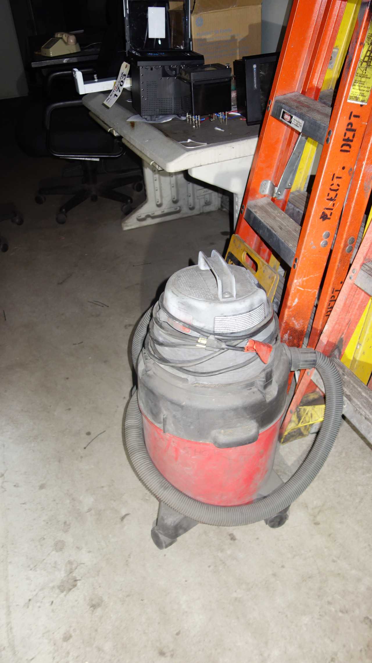 LOT OF ASSORTED EQUIPMENT, LADDERS, VACUUM, BROOMS - MATERIAL HANDLING