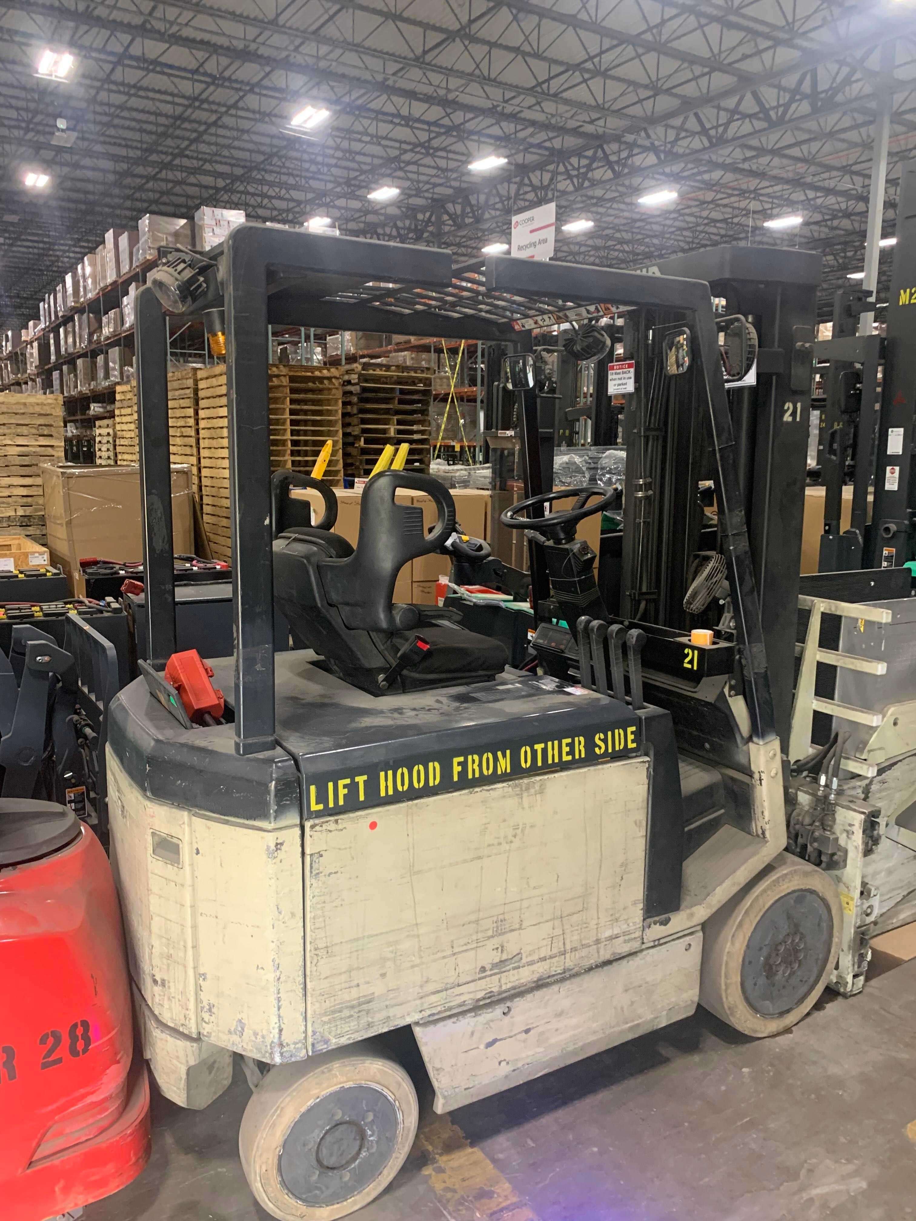 Crown 50FCTT-206 Forklift - FORKLIFTS