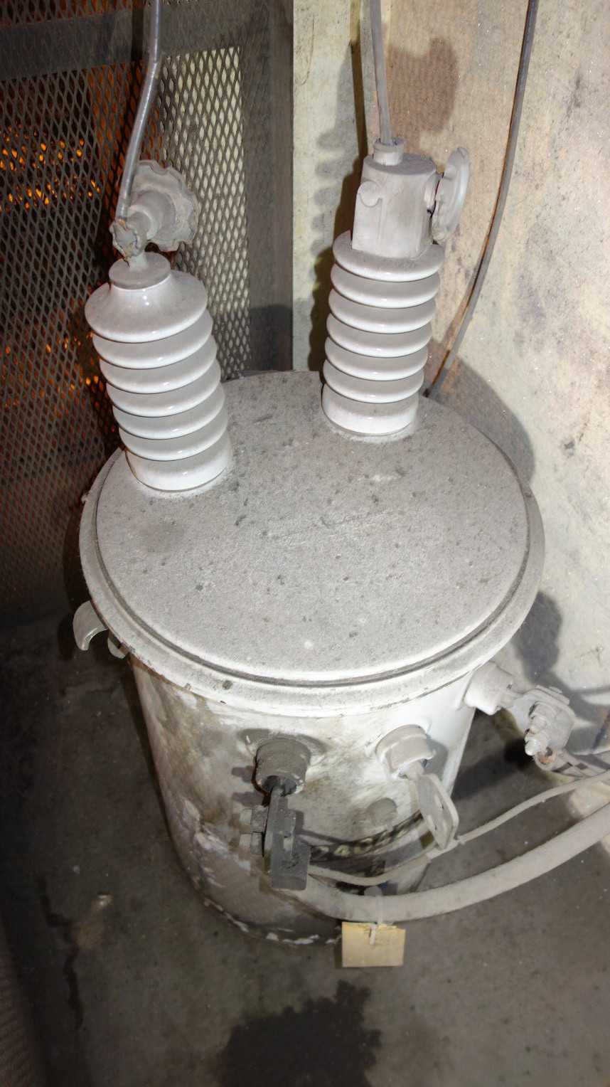 RTE 8T6K27B 25KVA 14400/24000V-AC 240/480V-AC DISTRIBUTION TRANSFORMER ASSEMBLY - CONTROL TRANSFORMERS
