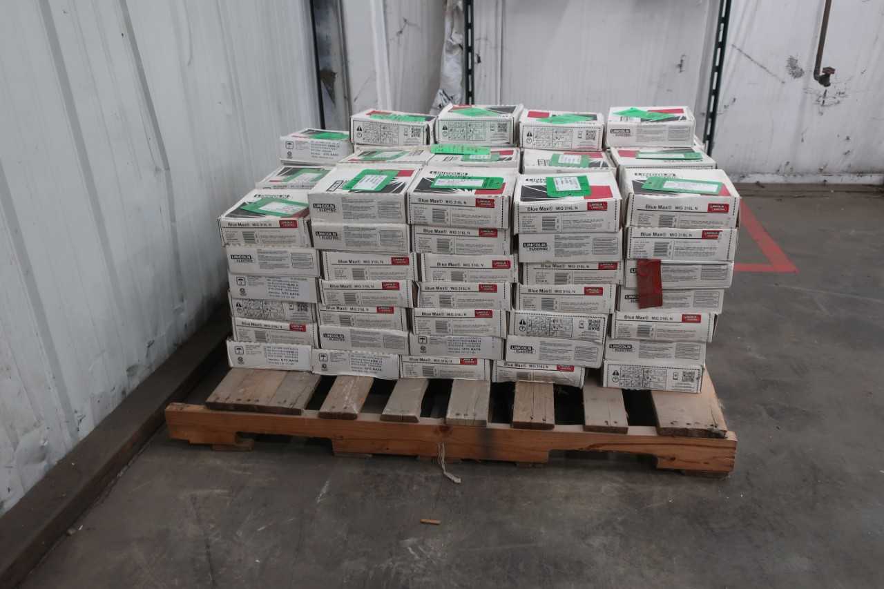 PALLET OF ASSORTED LINCOLN ELECTRIC BLUE MAX MIG WELDING WIRE - WELDING EQUIPMENT