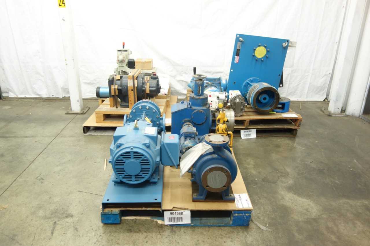 3 PALLETS OF ASSORTED PUMPS AND PUMP PARTS - PUMPS