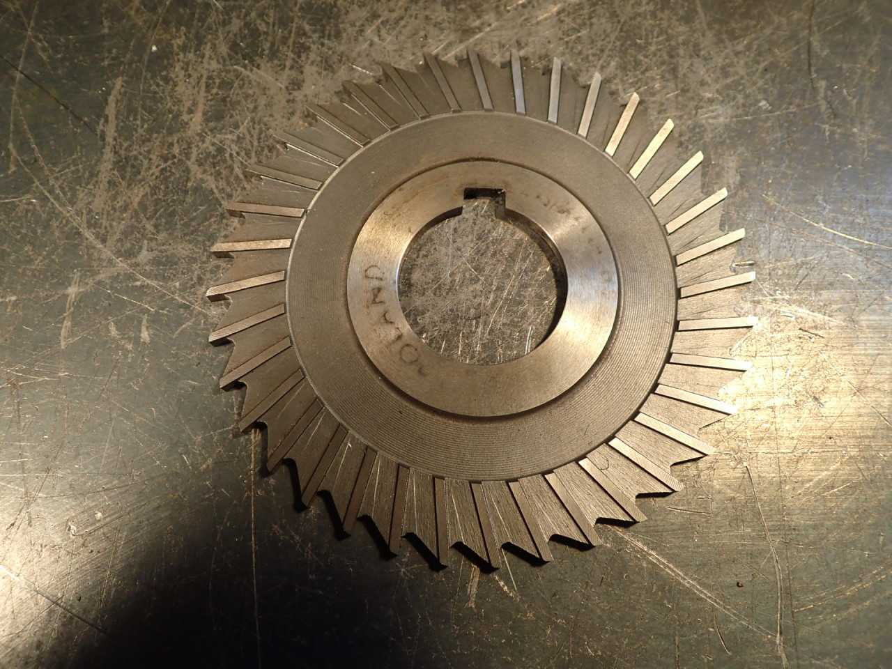 4" OD x 9/64" Plain Tooth Side Mill Milling Cutter: 1-1/4" Horizontal Arbor Hole - MILLING TOOLS
