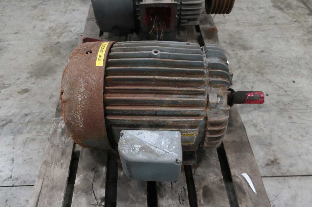 LOT OF 2 ASSORTED 50HP MOTORS BALDOR GE - ELECTRIC MOTORS