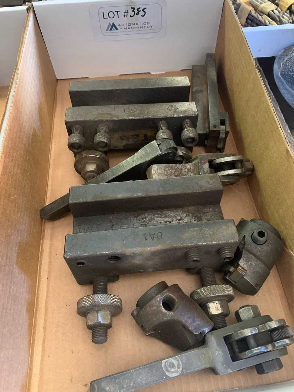 Quick Change Holders - MACHINING ACCESSORIES & TOOLING