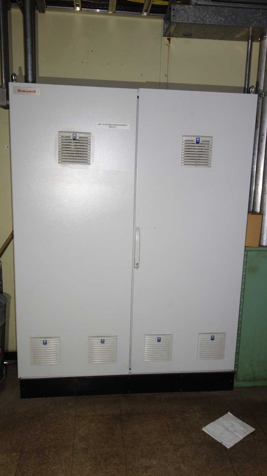 HONEYEWELL BURNER MANAGEMENT CONTROL PANEL - ELECTRICAL COMPONENTS