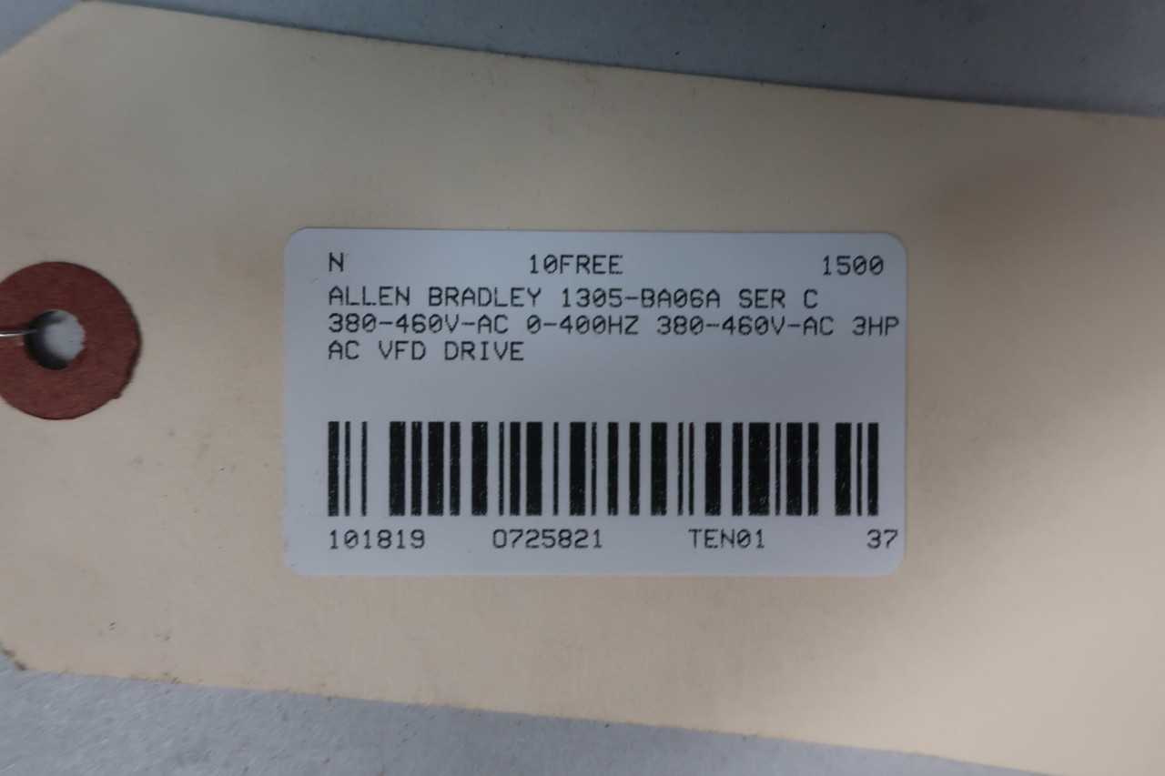ALLEN BRADLEY 1305-BA06A SER C 380-460V-AC 0-400HZ 380-460V-AC 3HP AC VFD DRIVE - MOTOR DRIVES