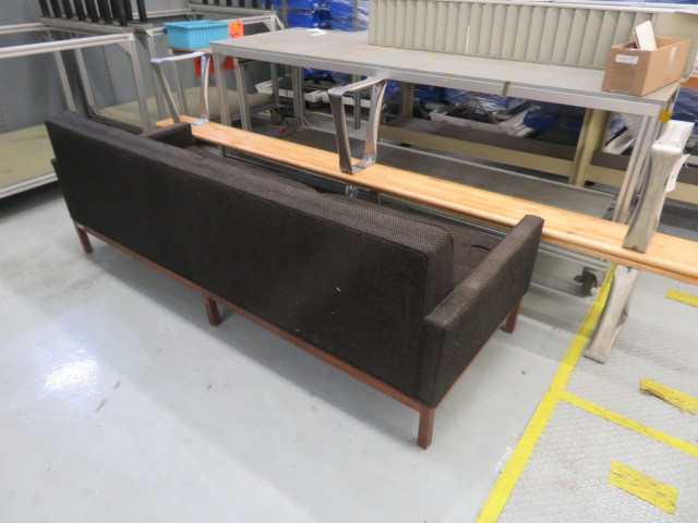 Couch and benches (lot) - MISCELLANEOUS