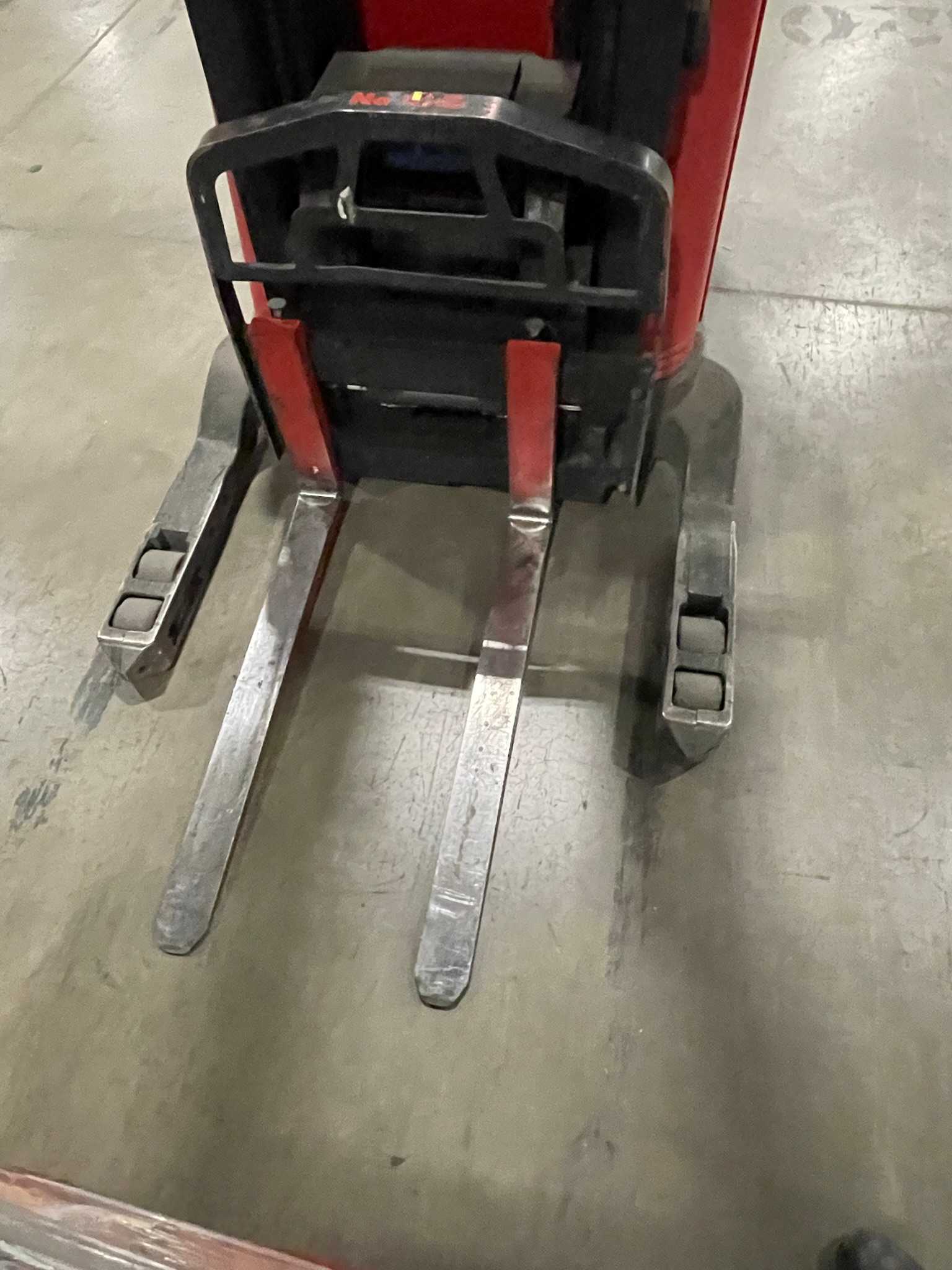 2008 RAYMOND 740 R45TT-A REACH TRUCK - REACH TRUCKS