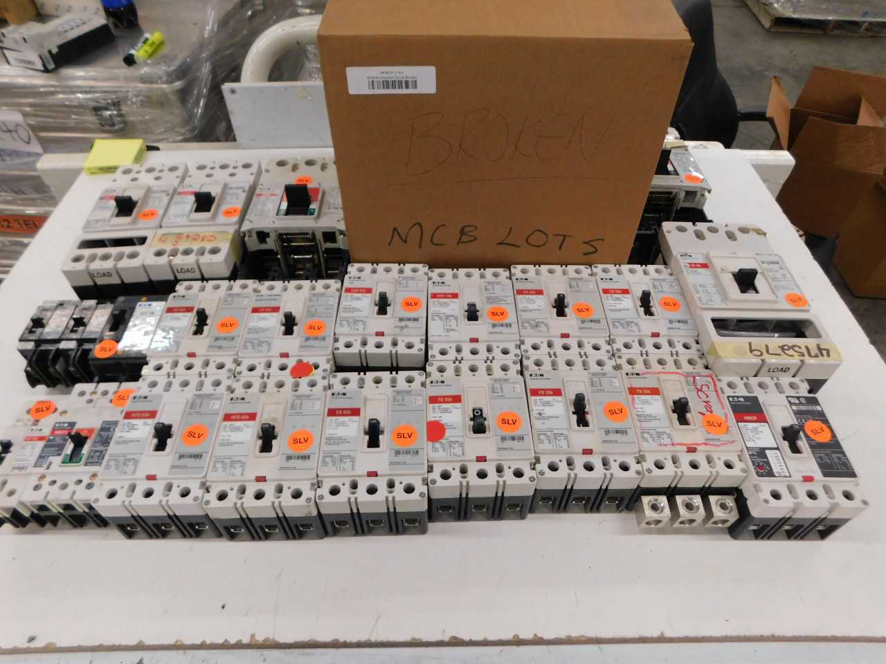 Lot of Quantity 24x Salvage Molded Case Circuit Breakers - CIRCUIT BREAKERS