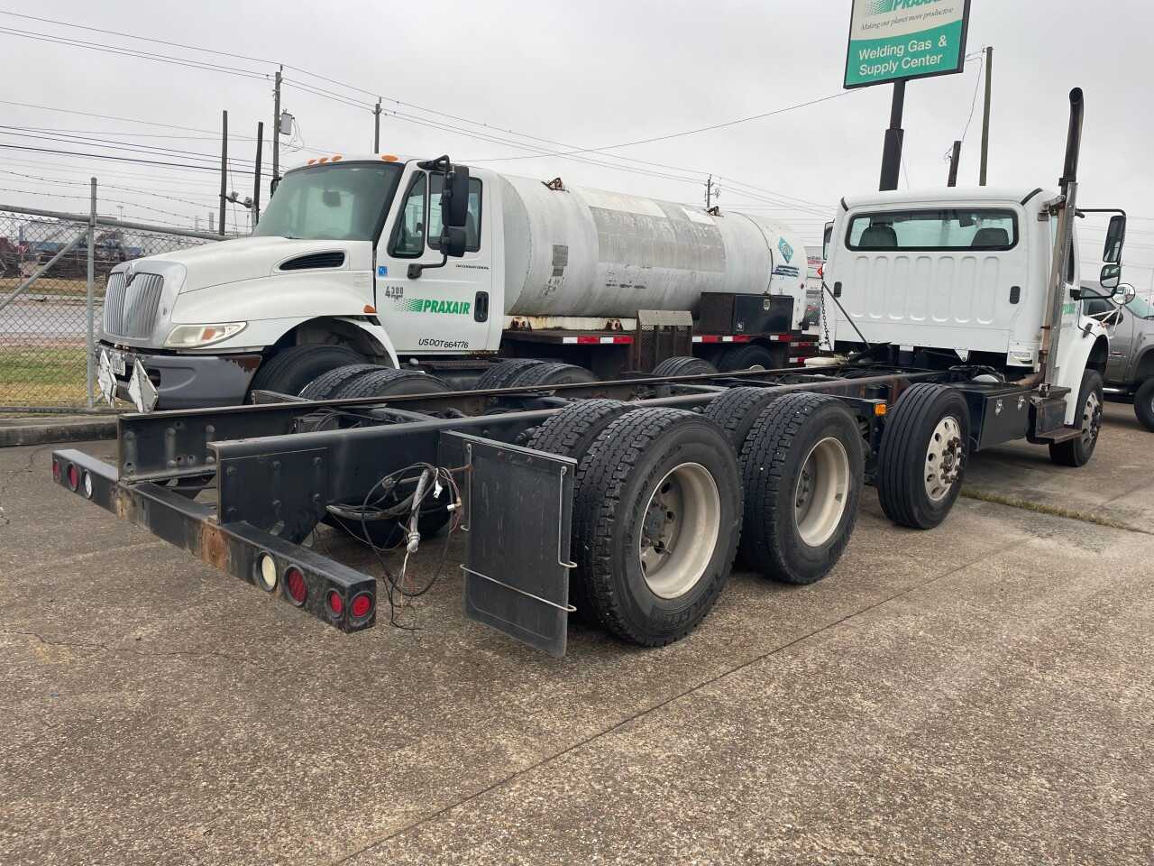 2013 Freightliner TAMB MBTruck/Tank - HYDRO EXCAVATOR TRUCKS